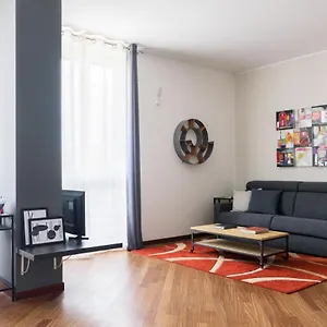 Altido Superb Flat With Office Near Dateo Station Appartamento