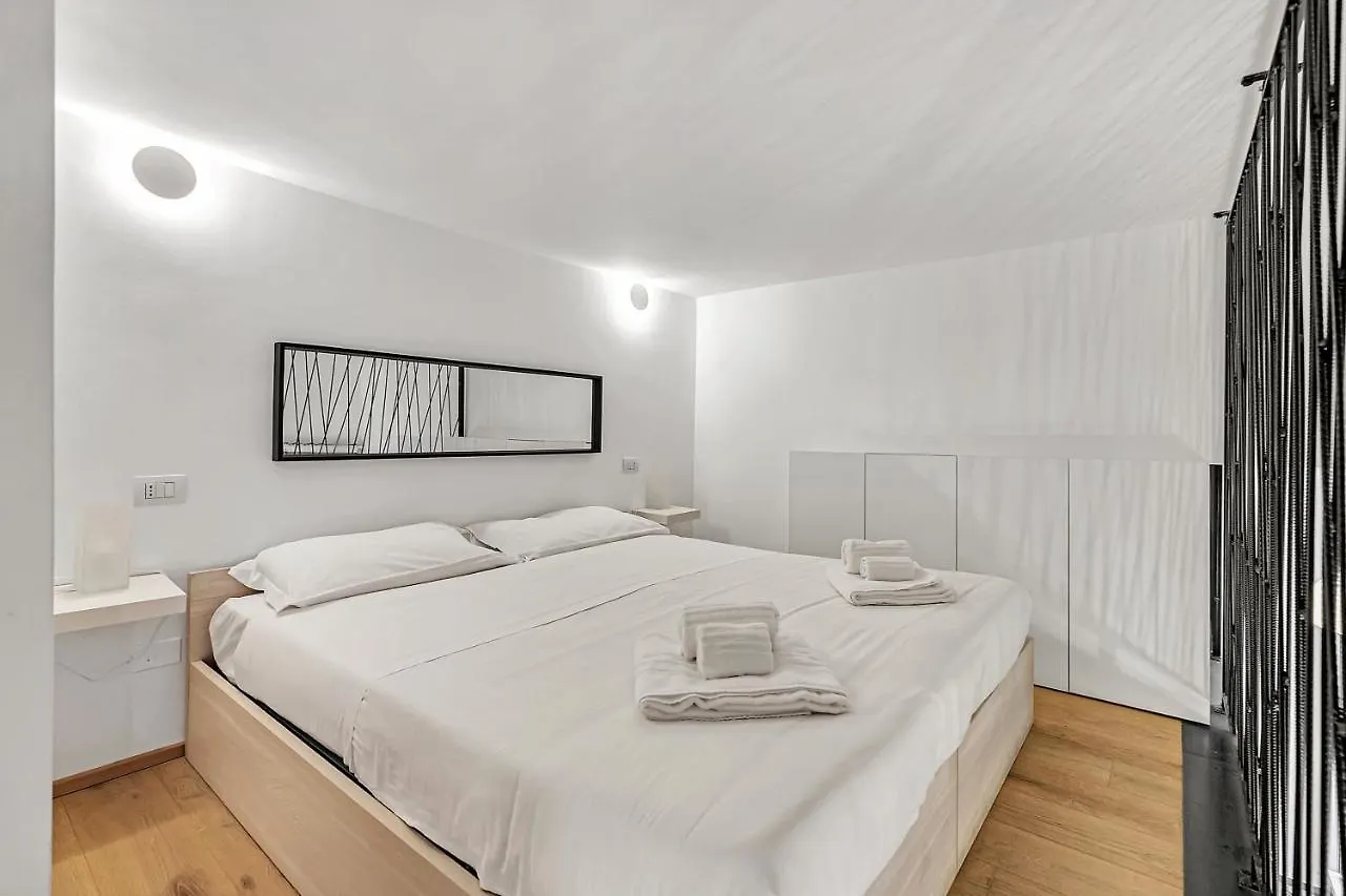 Loft Martini, Porta Vittoria Nel Centro Storico Di Milano Apartment Italy